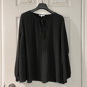 Black “DR2” Pleated Blouse in 1X
